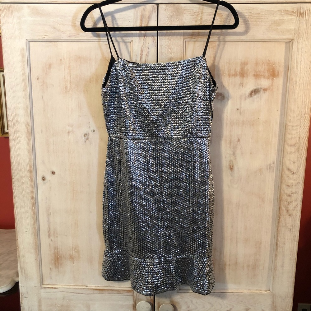 🌺🌼Endless Rose Silver Sequin Ruffle Mini Dress - Picture 1 of 8